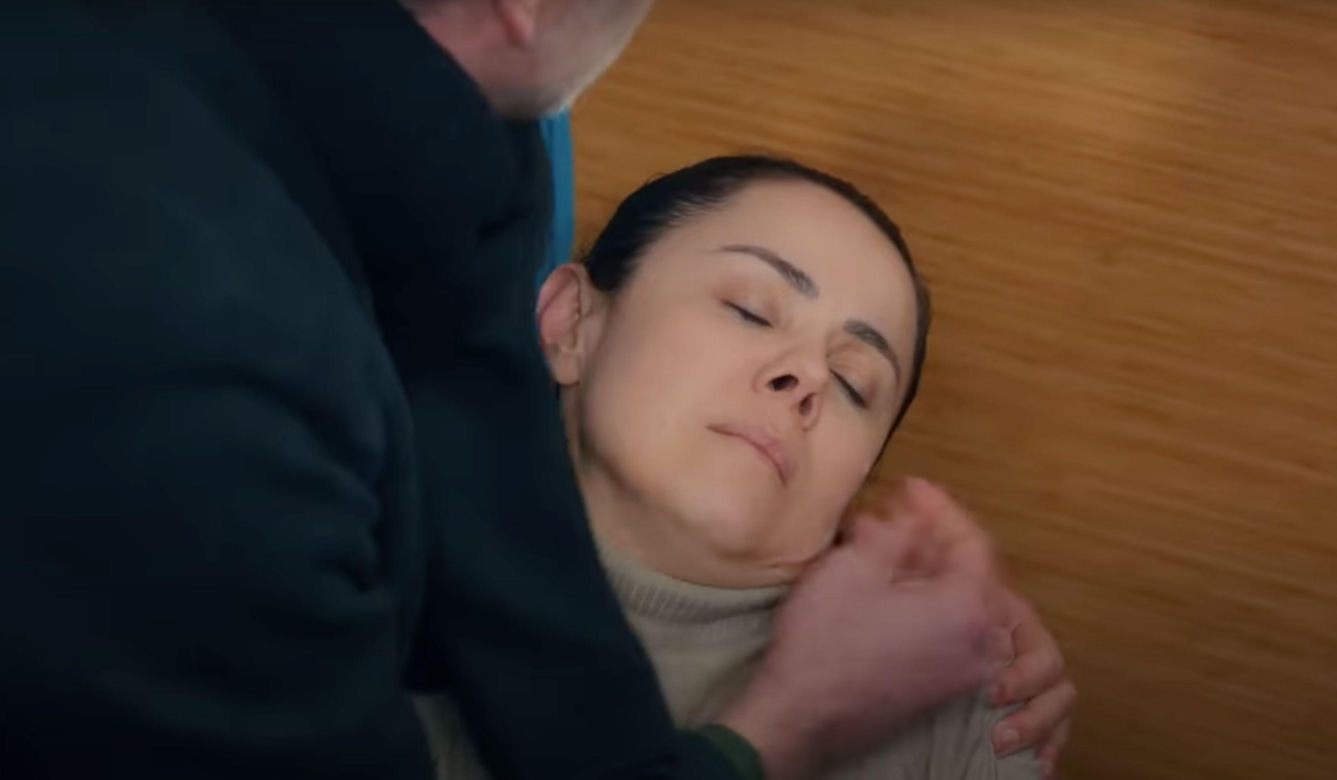 Sila ocali siostrę przed Alperem i trafi za kratki. Kuzey potraktuje ją bardzo okrutnie.