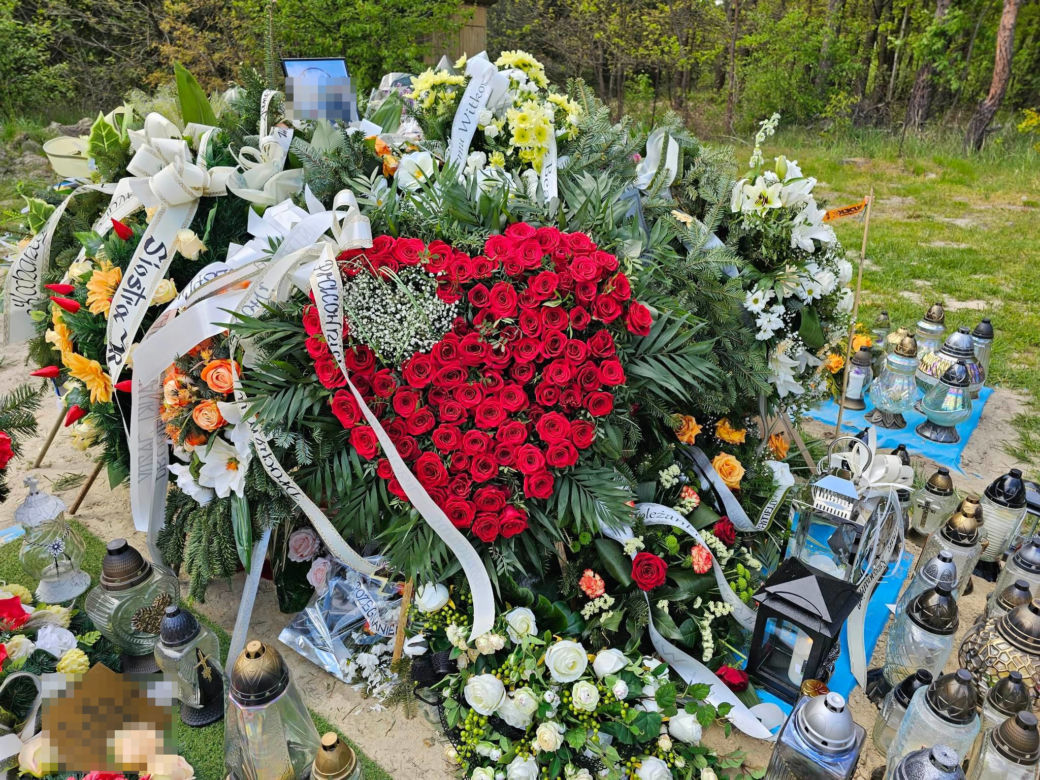 Wyjątkowe pożegnanie  Witka, który zginął na paralotni [GALERIA]