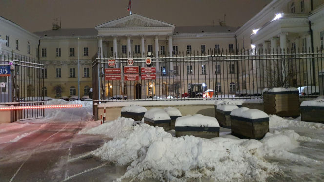 Zimowe utrudnienia w Warszawie