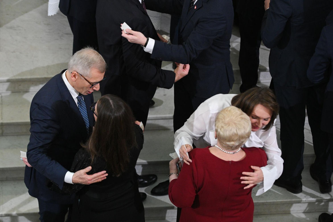 Połamali się opłatkiem w Sejmie