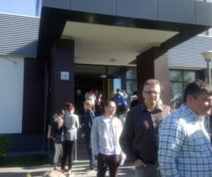 Ewakuacja studentów z budynku UKW na ul. Ogińskiego w Bydgoszczy