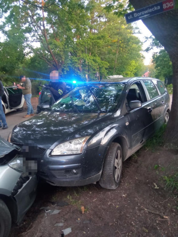 Kobra dorwała „Kaszankę”. Jechali skradzionym fordem. Czołowo wbili się w radiowóz