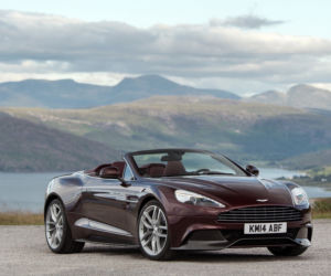 Aston Martin Vanquish Volante