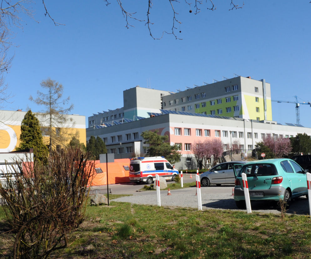 Koronawirus. Zachodniopomorskie walczy z COVID-19. Więcej łóżek, nowe izolatoria 