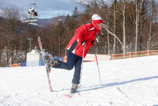 Michał Wójcik z PiS szaleje na nartach