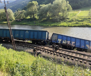 Wykolejenie pociągu koło Piwnicznej