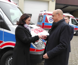 Przekazanie ambulansu dla Stowarzyszeniu Malta Służba Medyczna