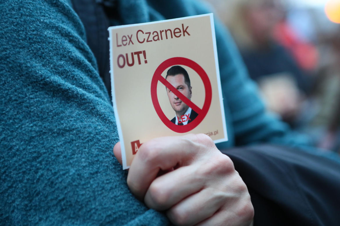 Protest przeciwko "lex Czarnek 2.0" pod Sejmem. Będzie zmiana prawa oświatowego?