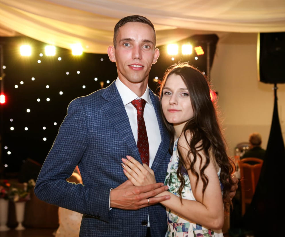 Patryk Dobek z żoną Anastazją 