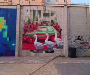 Street-art na murach aresztu