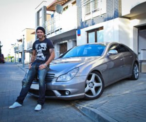 Radek Majdan i jego Mercedes CLS