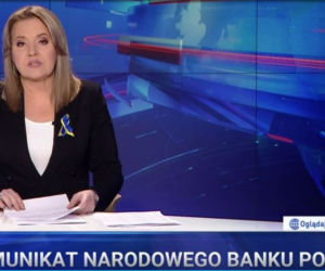 Danuta Holecka została blondynką