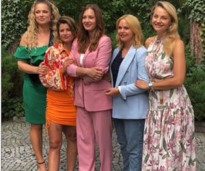 Przyjaciółki 18 sezon, Patrycja (Joanna Liszowska), Inga (Małgorzata Socha), Anka (Magdalena Stużyńska), Zuza (Anita Sokołowska), Dorotka (Agnieszka Sienkiewicz)