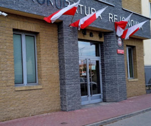 Atak na wójt Starej Kornicy. 42-latek czeka na zarzuty