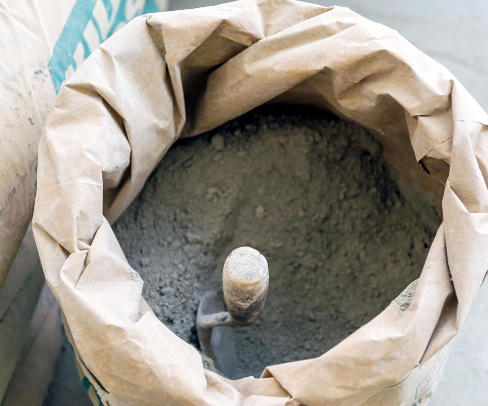 Dlaczego nie każdy cement działa tak samo? Klasy i domieszki mają znaczenie