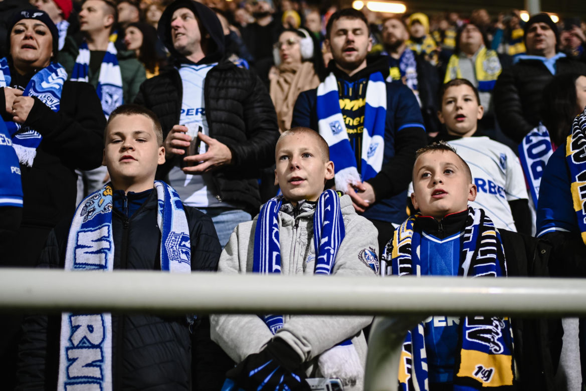 Arka Gdynia - Lech Poznań: Zdjęcia kibiców z meczu 15. kolejki PKO BP Ekstraklasy