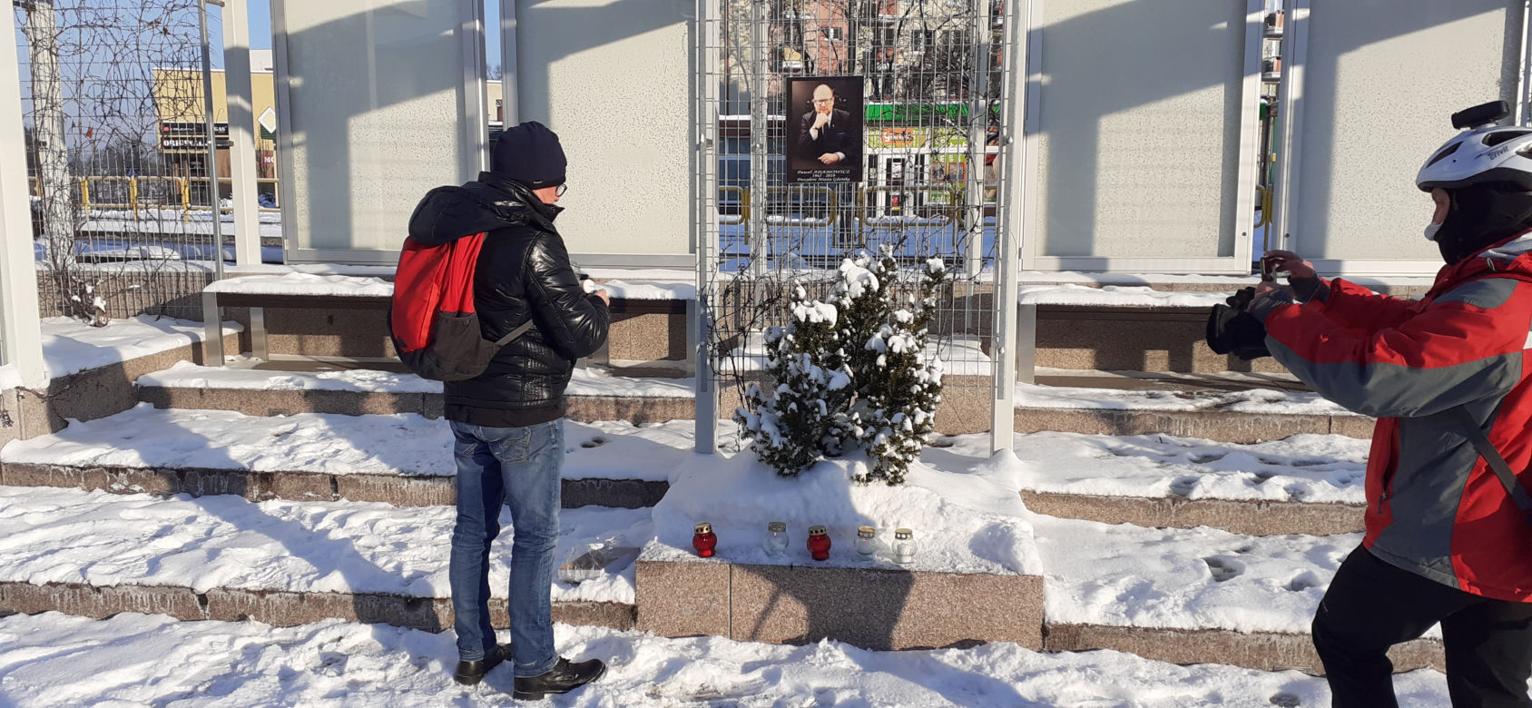 Biegacze i rowerzyści w 3 Rajdzie Przeciw Nienawiści. Nie powstrzymało ich -18 stopni!