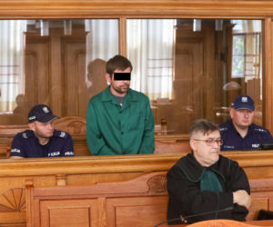 Zatłukł ukochaną i ogolił na łyso. Nie przyznaje się. bo ma słabą pamięć
