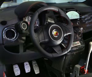Abarth 695 biposto