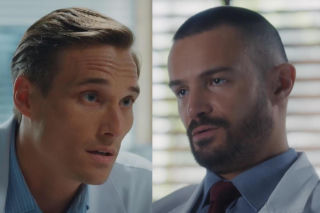 M jak miłość. Nowy szef Olka i Anety chce rozliczyć się z Chodakowskim za przeszłość. Oto prawdziwa twarz Aleksandra Sowińskiego - ZDJĘCIA, WIDEO