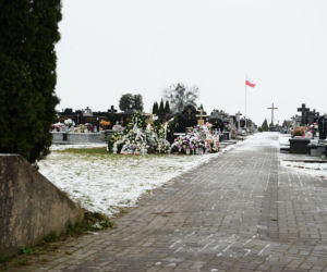 Ciało Igora spoczęło w zmarzniętej ziemi. Tłum żegnał 19-latka