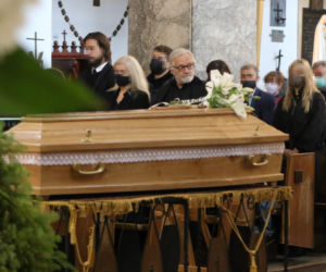 Pogrzeb matki Andrzeja Seweryna