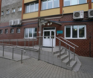 Wyburzą blok w środku Warszawy i postawią wieżowiec