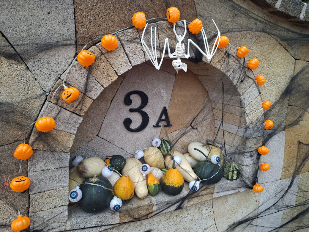 Oto najbardziej halloweenowy dom w Świętokrzyskiem!