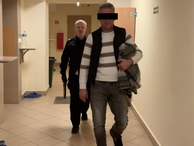Zajmowali się sutenerstwem i rozbojami
