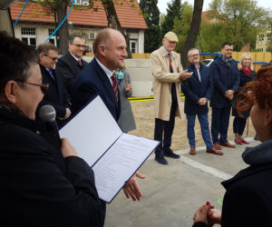 Wmurowano kamień węgielny pod budowę supernowoczesnego ośrodka konserwacji zabytków UMK w Toruniu