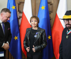 Hołdys i Trojanowska zgarnęli Gloria Artis! Ludzie znali te piosenki co do przecinka