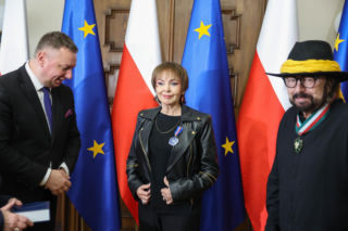 Hołdys i Trojanowska zgarnęli Gloria Artis! Ludzie znali te piosenki co do przecinka