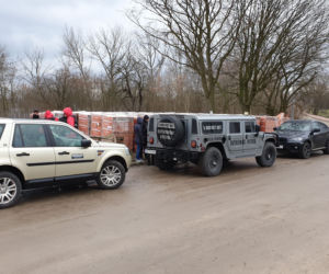 Rutkowski Patrol przeczesuje jezioro i las w Piotrkowie, szukają 32-latka