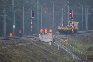 Akt dywersji na kolei. Rusza międzynarodowy pościg. Jest wniosek o czerwoną notę Interpolu
