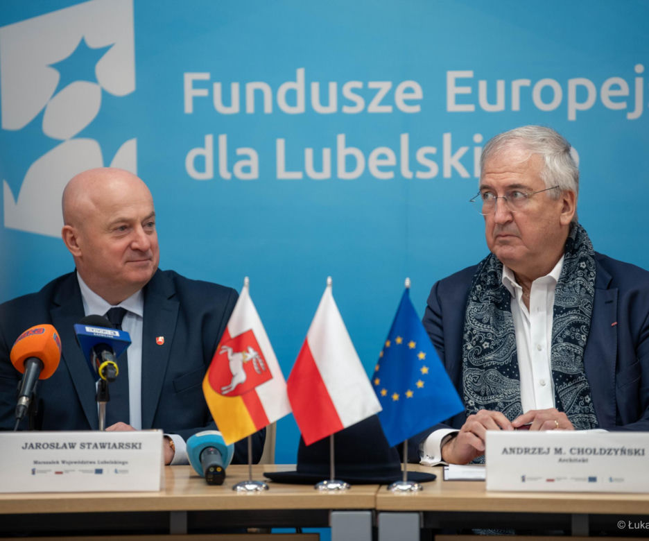 Coraz bliżej odnowienia Teatru im. Juliusza Osterwy. Podpisano umowę z wykonawcą