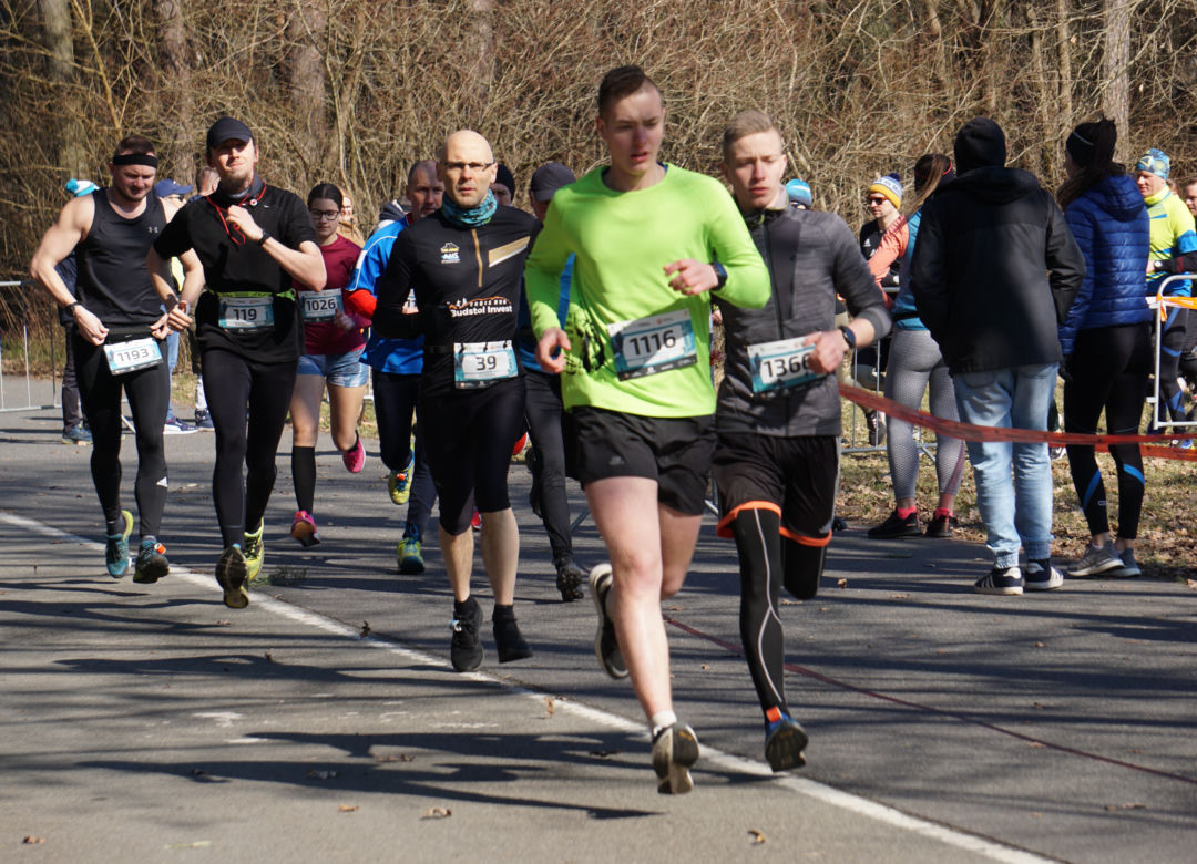 Bieg City TRAIL 2022 w bydgoskim Myślęcinku [GALERIA 20.03.2022]
