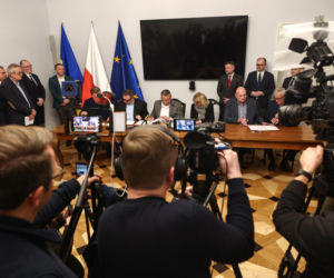 Górnicy opuszczają Kopalnię Węgla Kamiennego Silesia w Czechowicach-Dziedzicach