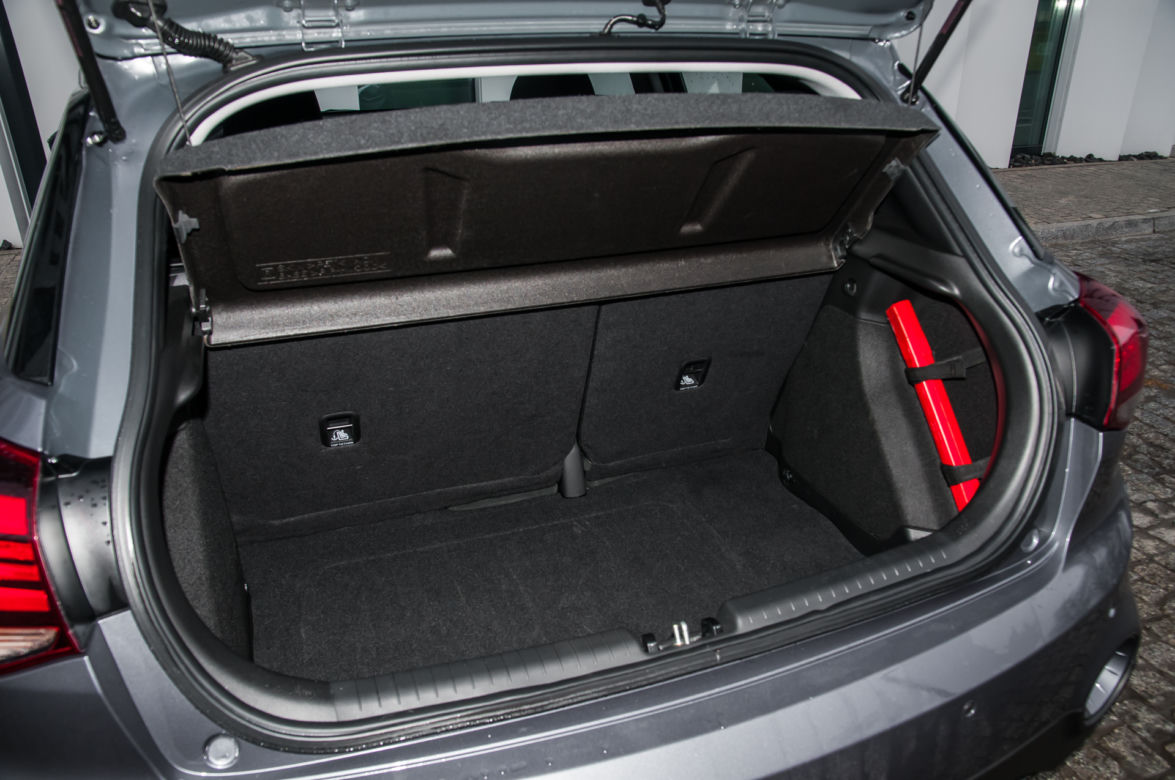 Hyundai i20 Active 1.0 T-GDI 100 KM 5MT