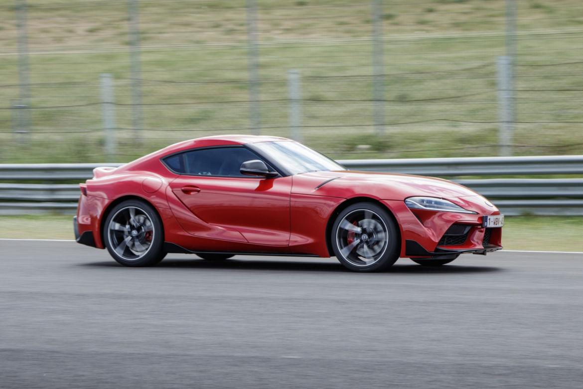 Toyota GR Supra w kolorze Renaissance Red