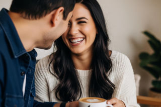 Śmieszne życzenia walentynkowe. Czy naprawdę rozbawią Twojego faceta?