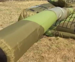 Putin ma nadmuchiwane czołgi! Szokująca prawda ujawniona