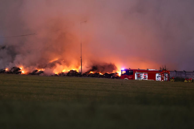 Pożar składowiska w Chorzowie opanowany