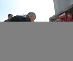 Kaczyński przerywa kampanię... żeby prowadzić kampanię