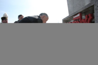 Kaczyński przerywa kampanię... żeby prowadzić kampanię