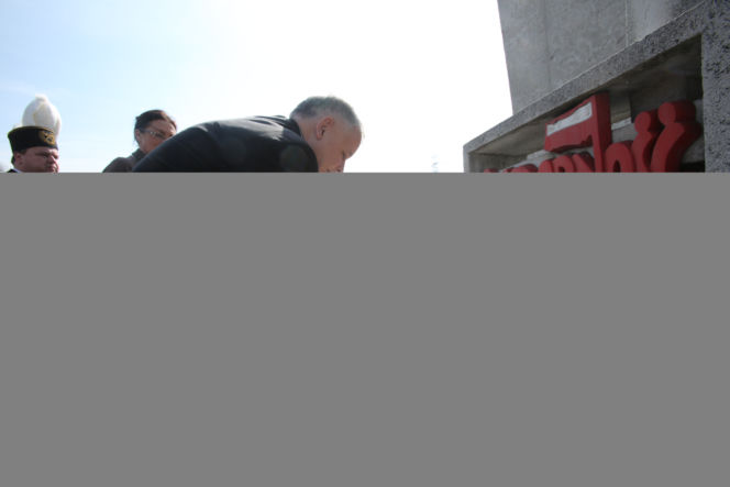 Kaczyński przerywa kampanię... żeby prowadzić kampanię