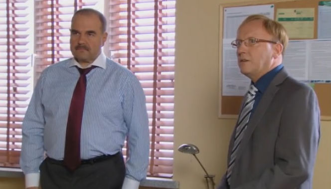 Ranczo 8 sezon odc. 94. Senator Kozioł (Cezary Żak), Czerepach (Artur Barciś)