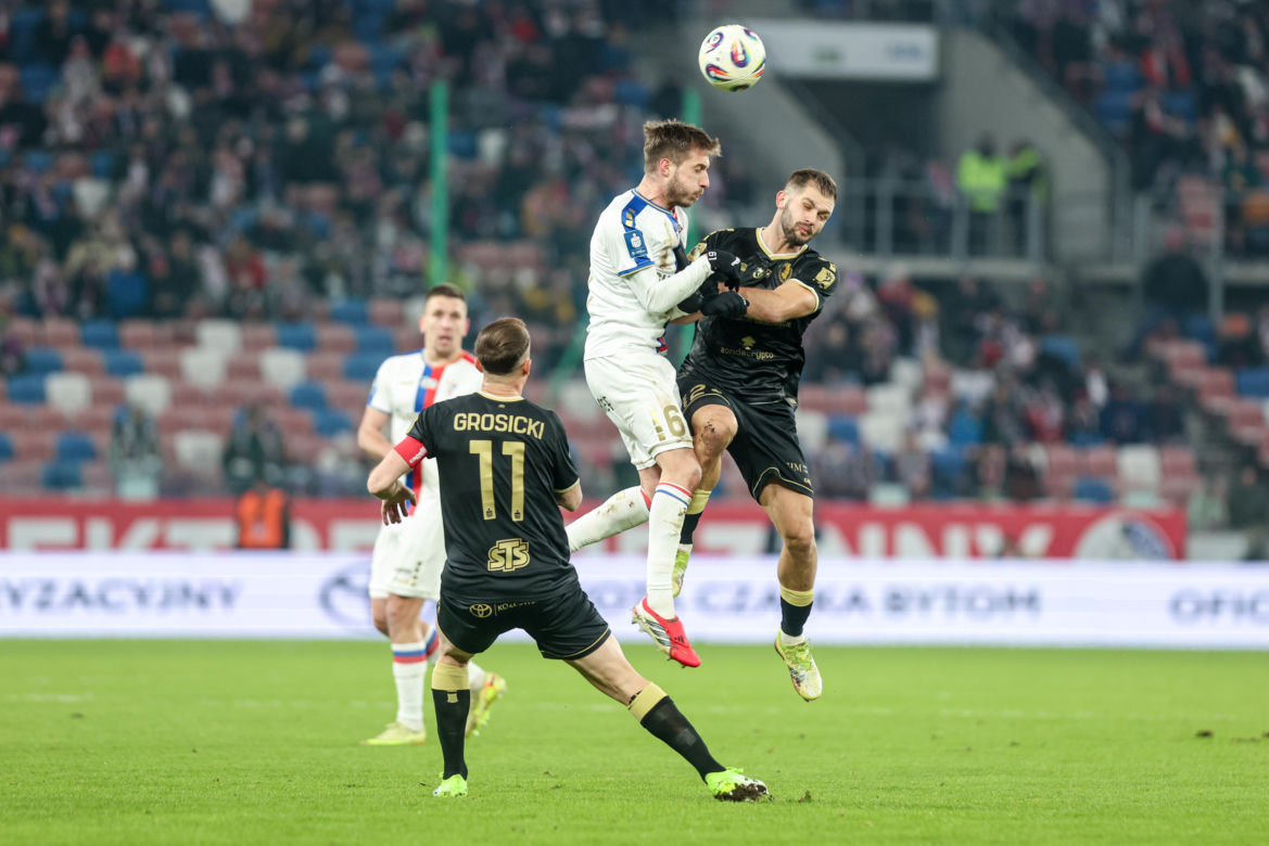 Górnik Zabrze - Pogoń Szczecin: Zdjęcia kibiców z meczu 22. kolejki PKO BP Ekstraklasy