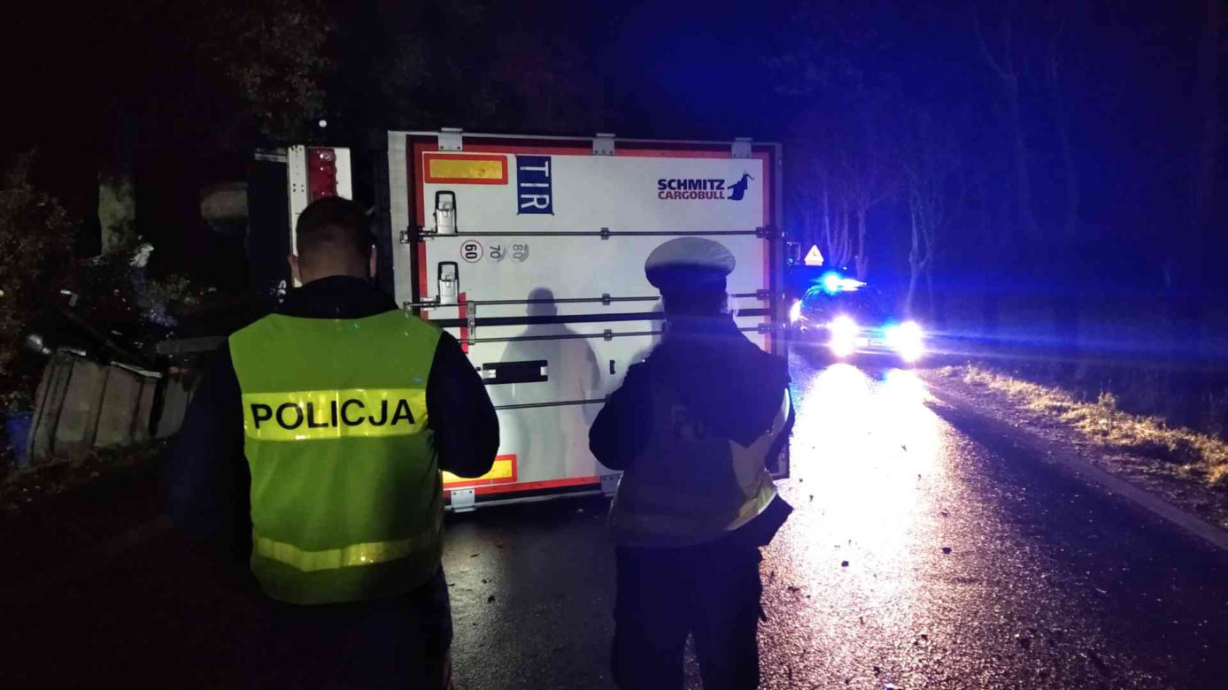 Korycin. Śmiertelny wypadek na DK8. 18-latek nie żyje, 11-latka w szpitalu [ZDJĘCIA]