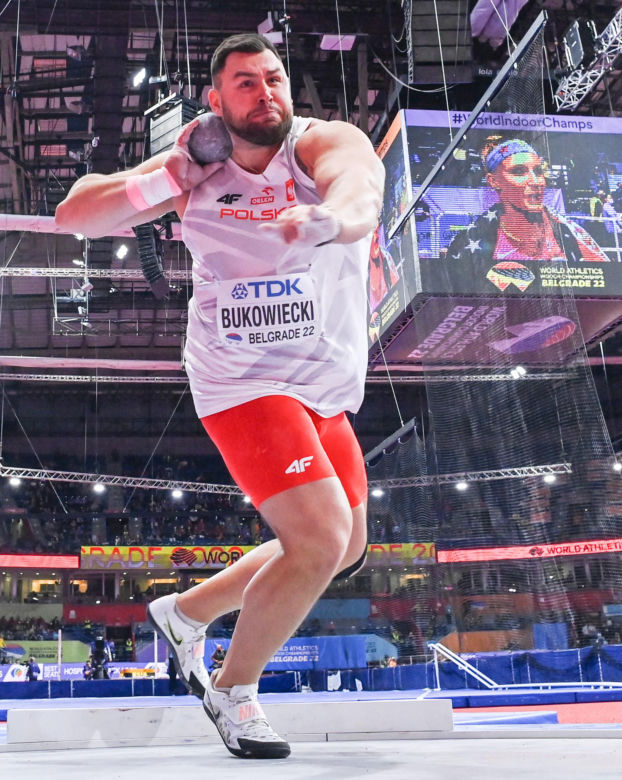 Konrad Bukowiecki waży 150 kg!