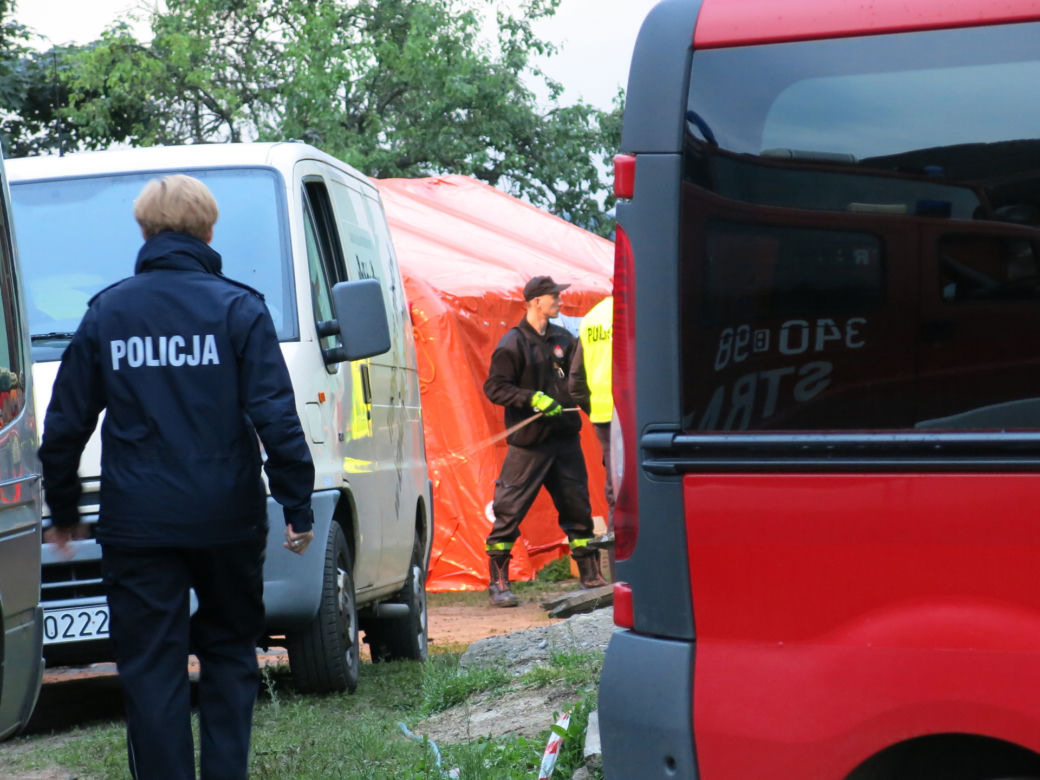 Ludzie błagali ich o pomoc. Strażacy zginęli ratując 23-latka. Minęło 10 lat od tragedii we wsi Jankielówka